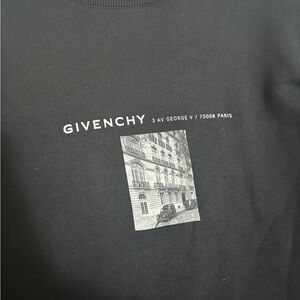 Givenchy pullover sweater